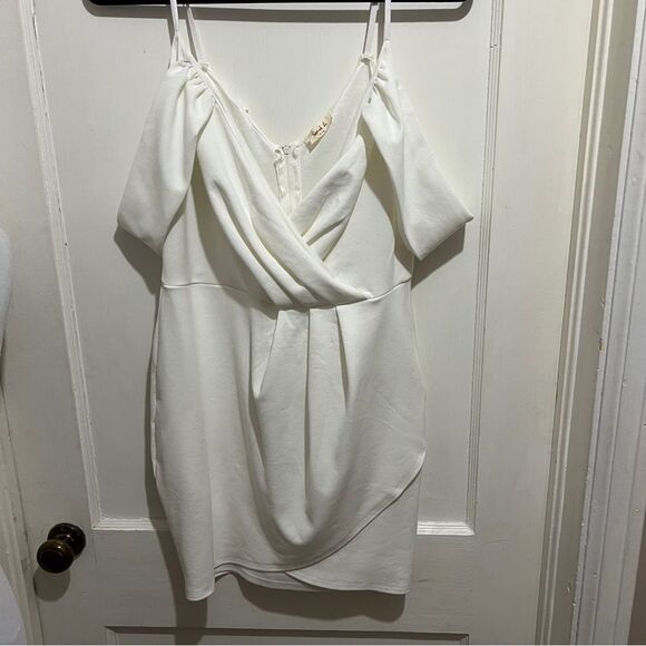 Sarah LA White Grecian Style Mini Cocktail Dress Womens Medium - Picture 8 of 12